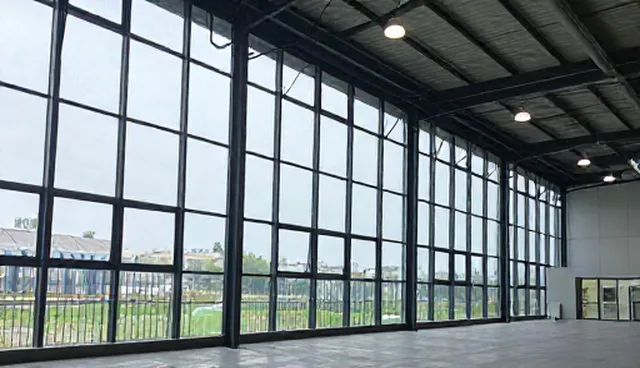 短视频运营中的开发限制与网站建设选型关注点